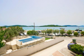 Apartment B & R with a Sea View